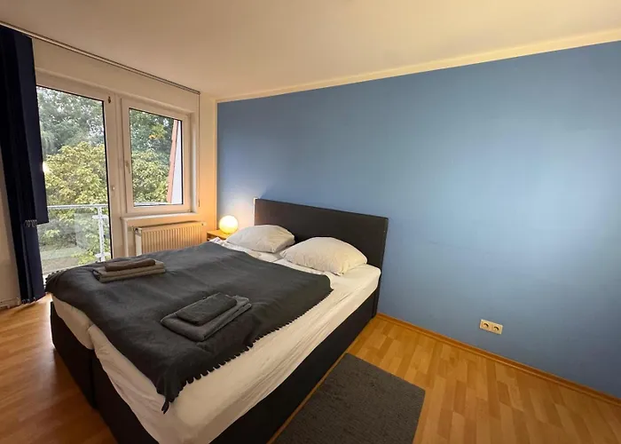 Moderne Im Dachgeschoss Apartment *