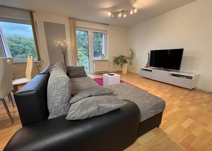 Moderne Im Dachgeschoss * Falkensee